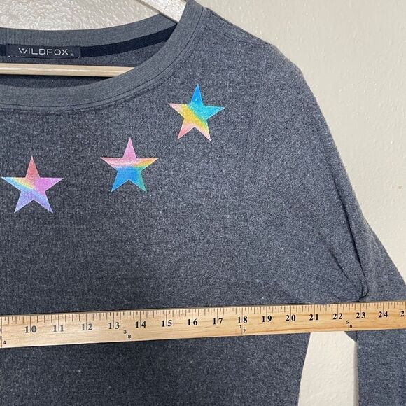 Wildfox Sweatshirt Women's Medium Gray Rainbow Stars Fuzzy Pullover - Picture 10 of 10